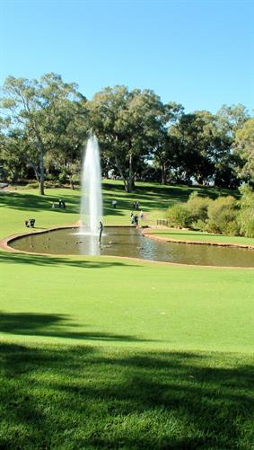 Mother & Child Fountain, Perth, WA.
